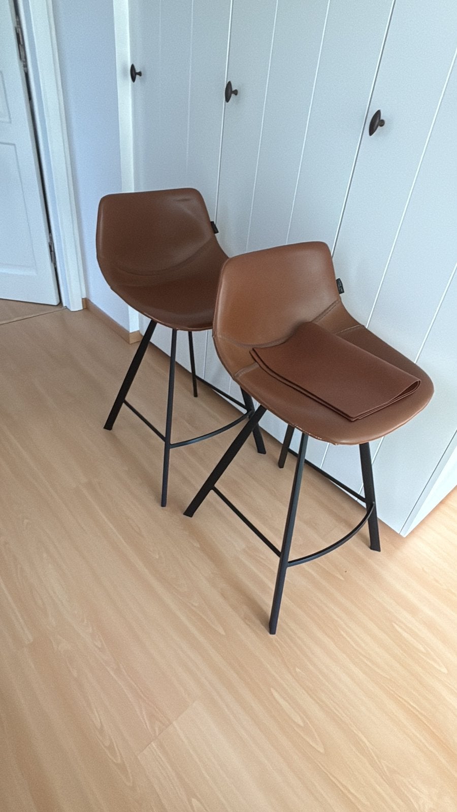 Barkruk, Huis en Inrichting, Barkrukken, 2 krukken, Ophalen, Nieuw, Leer