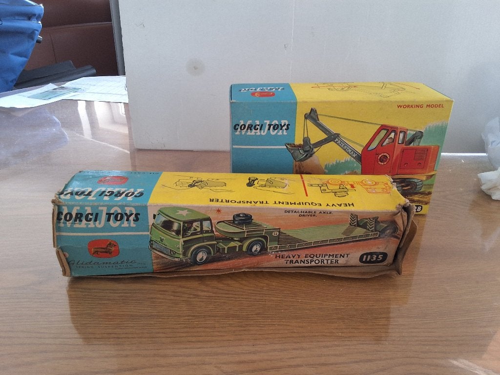 camion et grue Corgi-Toys 1135 et 1128, Enlèvement ou Envoi, Utilisé, Bus ou Camion, Corgi