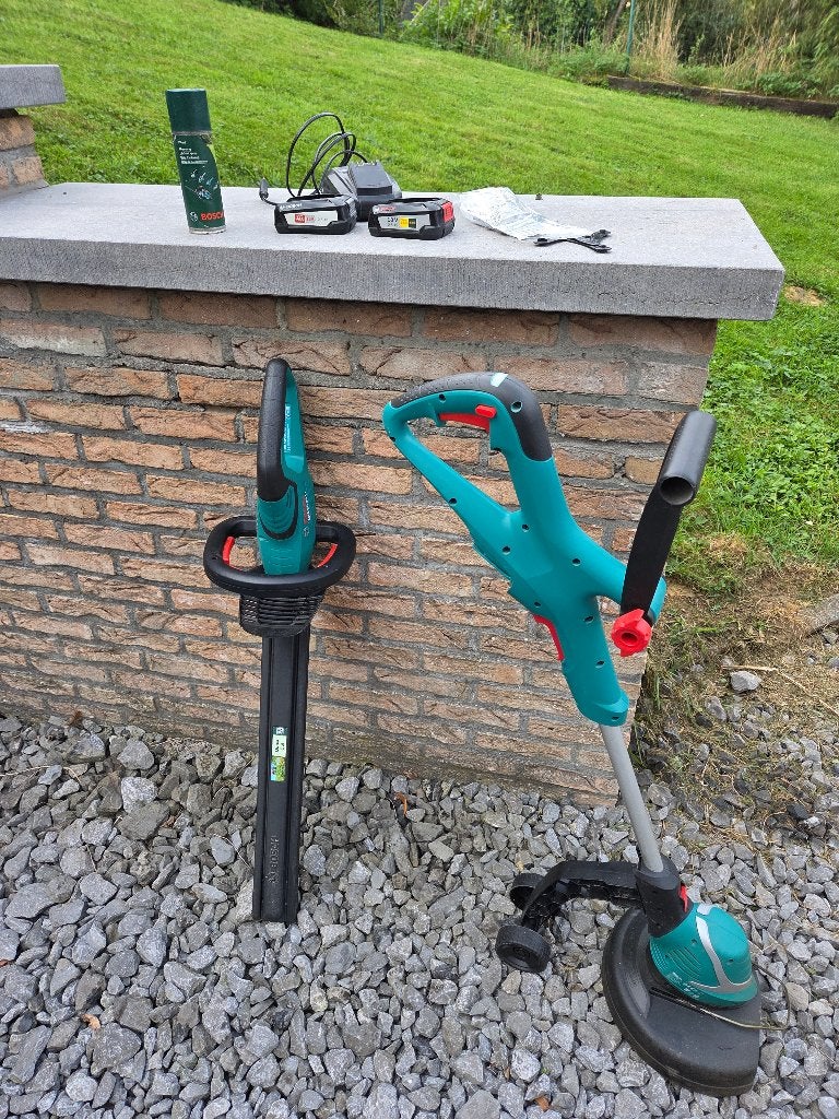Taille haie & coupe bordure Bosch 18V, Enlèvement, Utilisé, Batterie, Bosch