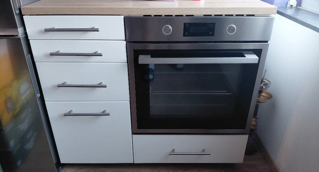 Keukenblok met lades, moderne oven & bovenkast (Hasselt, BE), Ophalen, 50 tot 100 cm, Zo goed als nieuw, 50 tot 75 cm