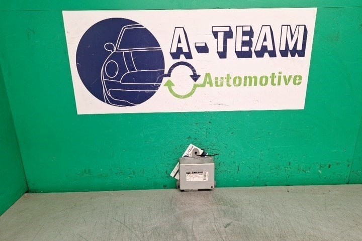 BOITIER AIRBAG Toyota Aygo (B10) (|896500H010|), Autos : Pièces & Accessoires, Kundenbetreuung@toyota.de, Toyota, Utilisé, Toyota-Allee 2
50858  Köln, DE