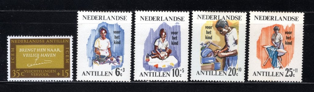 NL. ANTILLES Lot 1966 MH, Timbres & Monnaies, Timbres | Antilles néerlandaises, Envoi, Non oblitéré