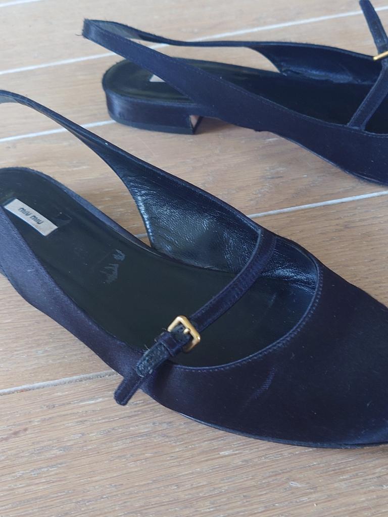 Zwarte schoenen Miu Miu maat 39,5 satijnachtige canvasstof, Ophalen