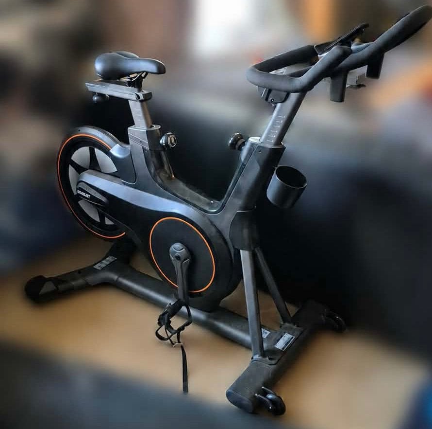 Spinning fiets, Sport en Fitness, Ophalen, Zo goed als nieuw