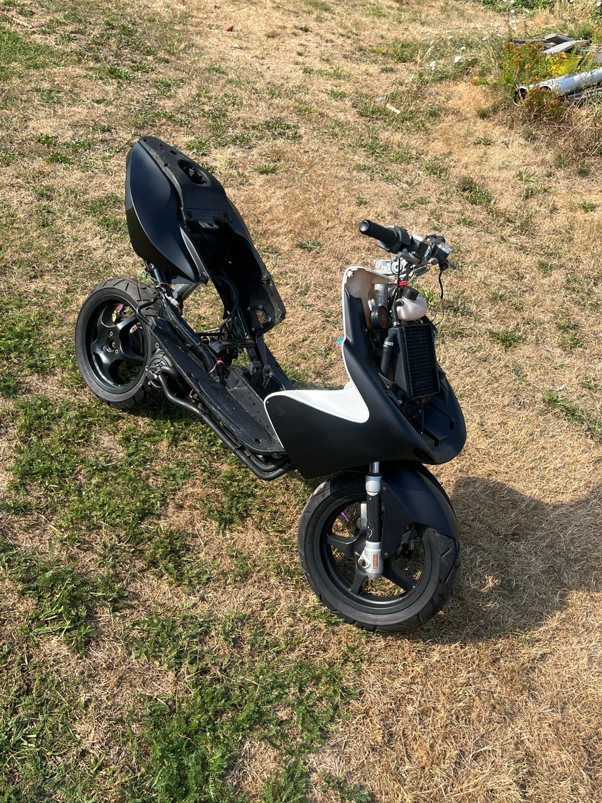 Aerox  plus onderdelen, Fietsen en Brommers, Scooters | Yamaha, Zo goed als nieuw, Aerox, Ophalen