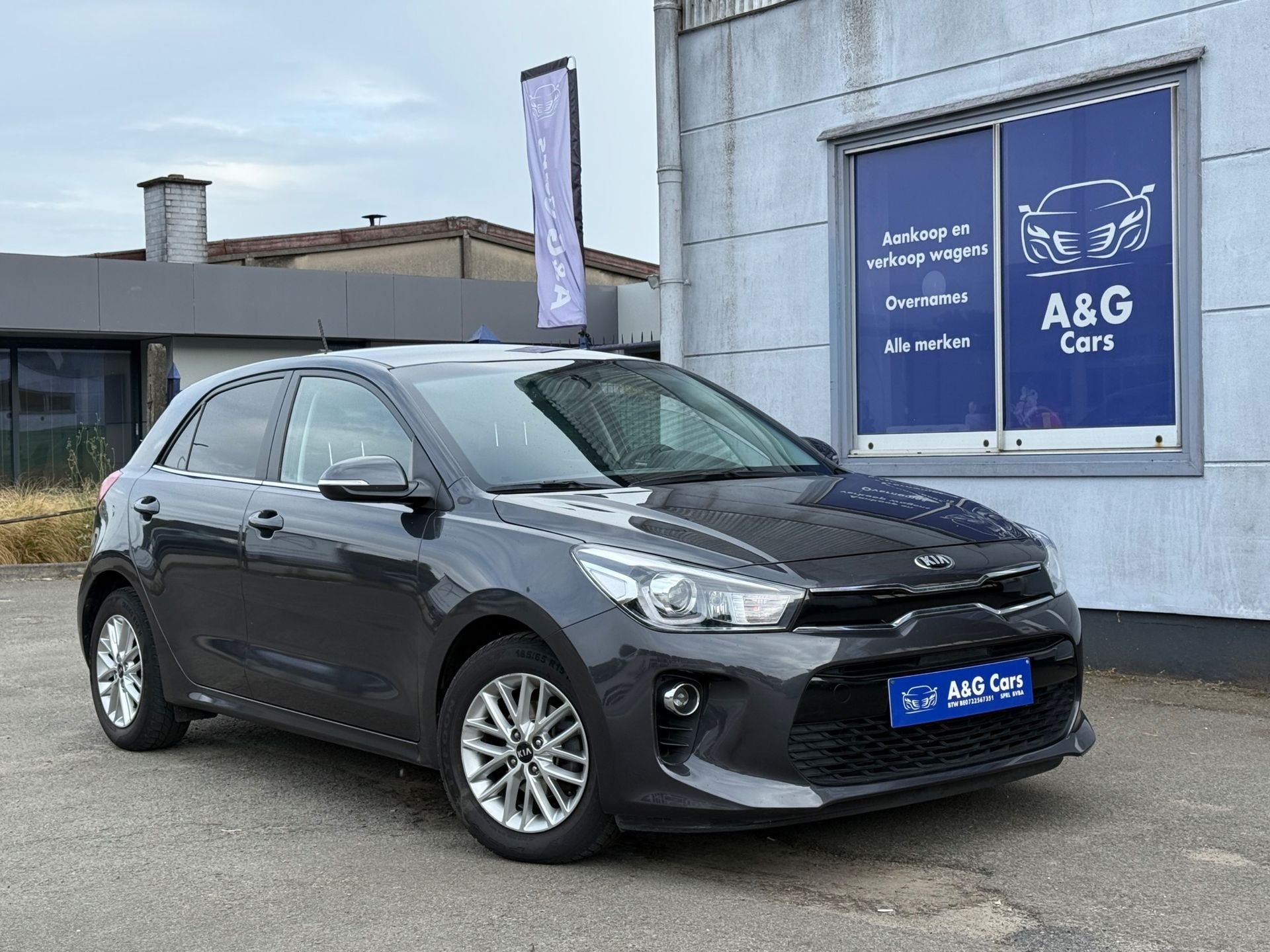 Kia Rio 1.2i 2018 1 Jaar Garantie, Autos, Kia, Argent ou Gris, Euro 6, Entreprise, 5 places