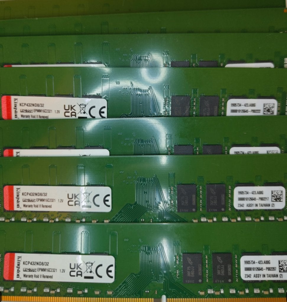 8x Kingston 32GB DIMM 3200MT/S (KCP432ND8/32), Computers en Software, RAM geheugen, 32 GB, DDR4, Ophalen of Verzenden, Zo goed als nieuw