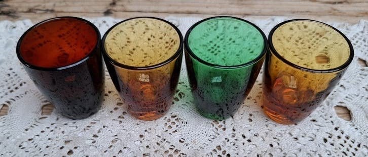 Vintage Franse gekleurde borrelglaasjes, Arquebusiers Reims, Antiek en Kunst, Antiek | Glaswerk en Kristal, Ophalen of Verzenden