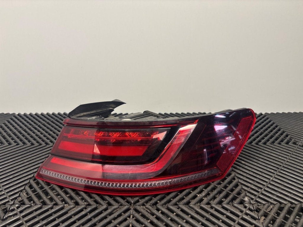FEU ARRIÈRE DROIT Volkswagen Arteon (3HAB) (|3G8945208J|), Volkswagen, Volkswagen AG, Utilisé, Kundenbetreuung@volkswagen.de