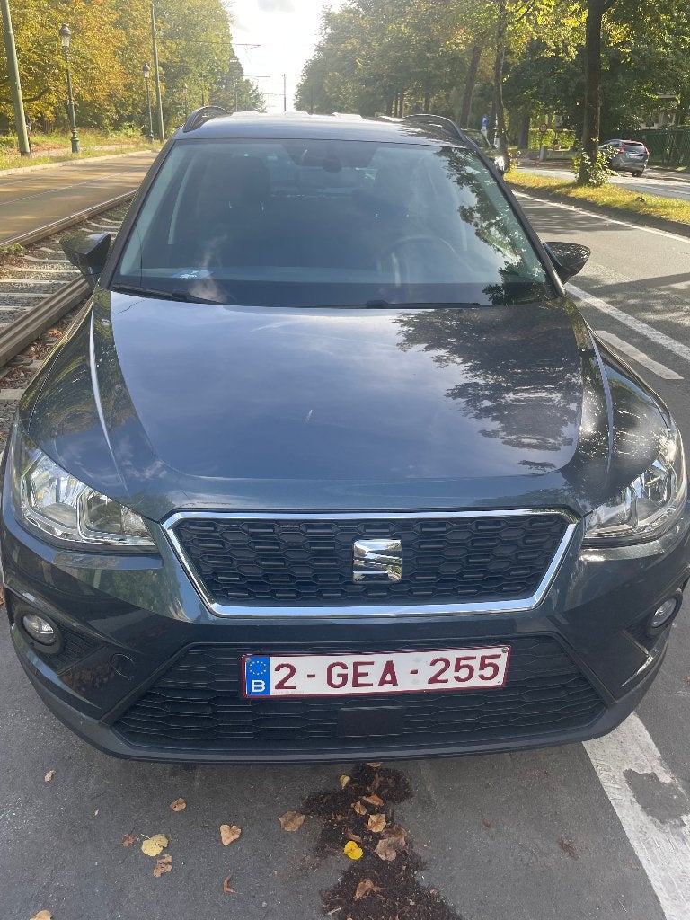 SEAT Arona, Autos, Argent ou Gris, Boîte manuelle, 5 portes, Particulier