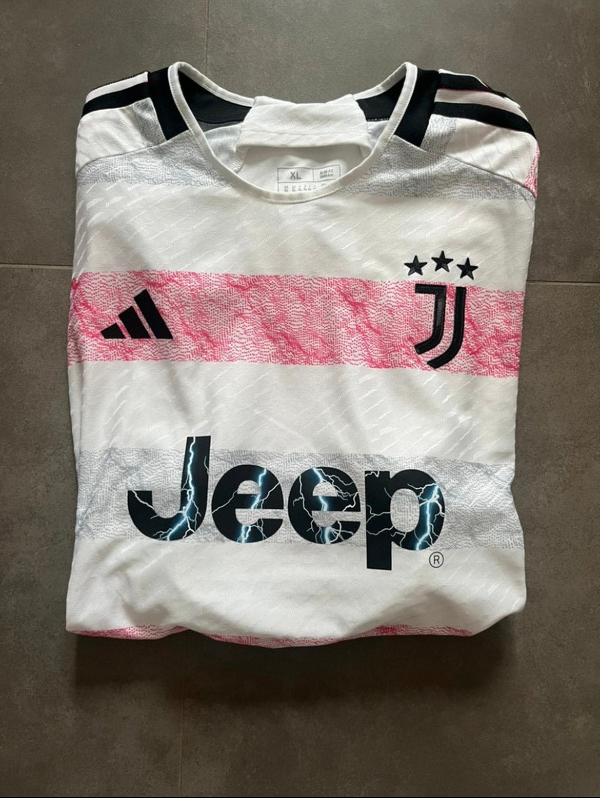 Maillot authentique Juventus 23/24 XL, Collections, Articles de Sport & Football, Enlèvement