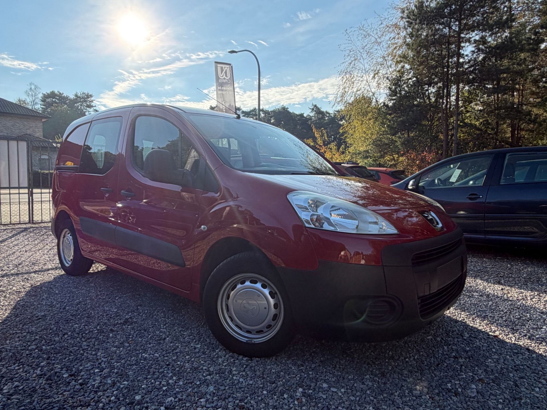 Peugeot Partner 1.6 HDI EURO4 '11 2zitpl. +12M GARANTIE, Autos, Rouge, Achat, 2 places, Euro 4