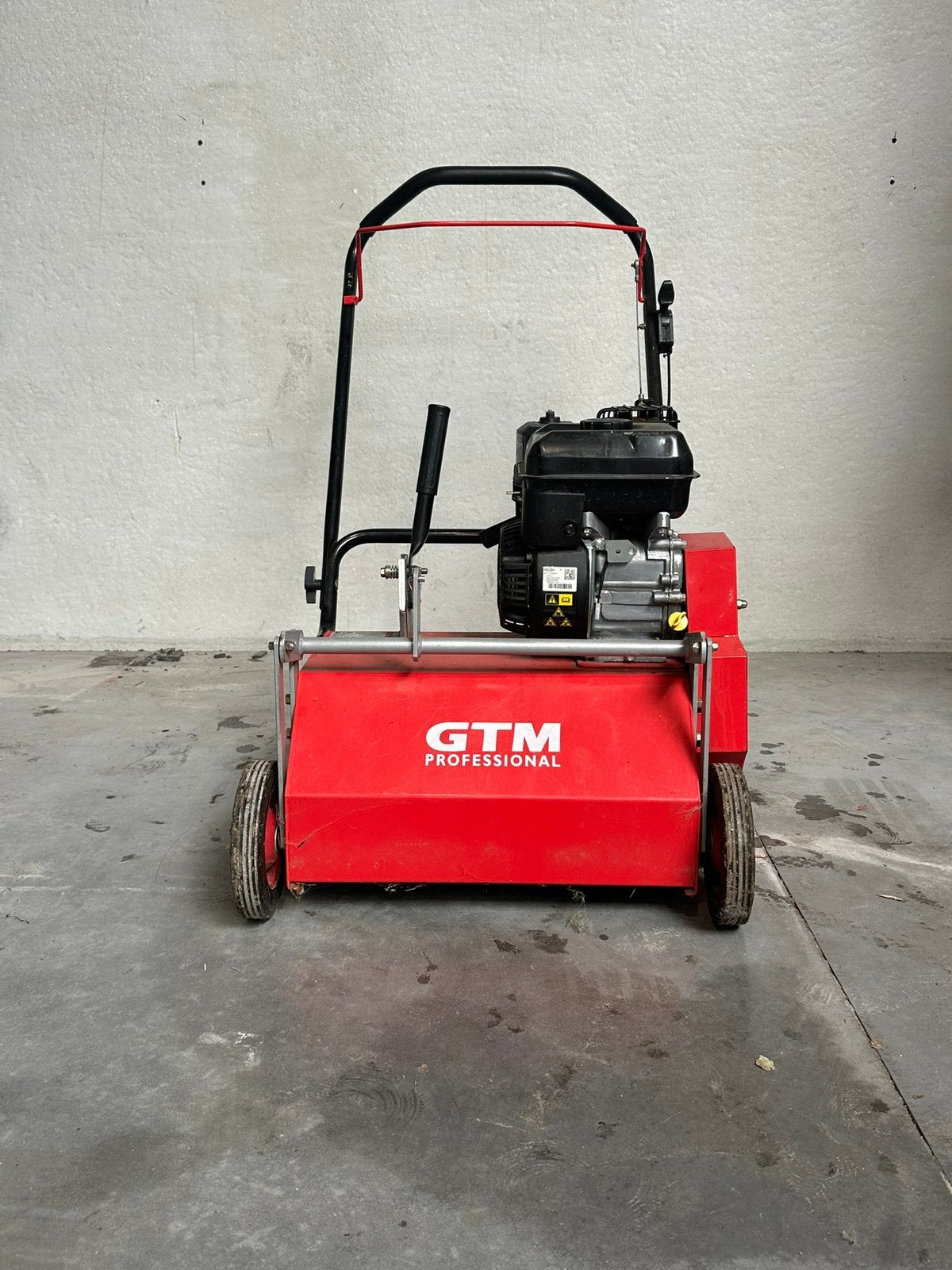 Verticuteermachine te Huur, Jardin & Terrasse, Balayeurs, Comme neuf, Enlèvement ou Envoi