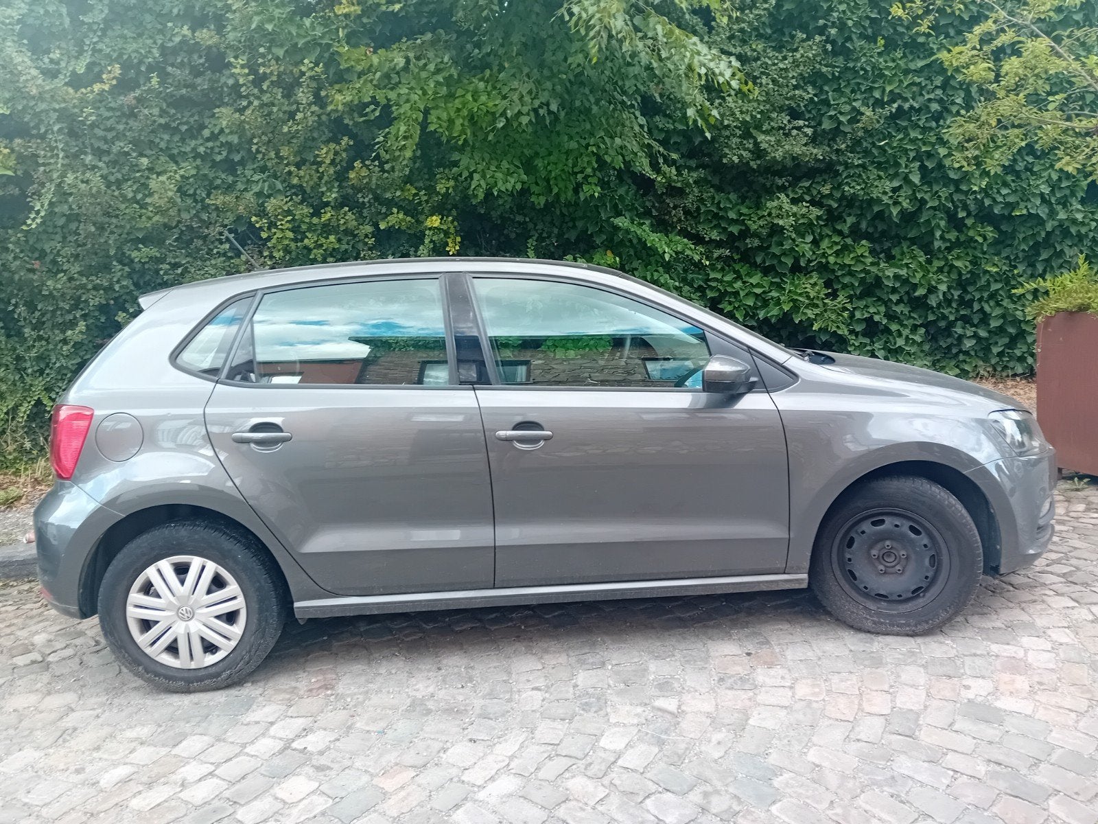 Volkswagen Polo (5 deuren) — Antracietgrijs/Panorami-dak, Auto's, Euro 6, Elektrische ramen, Particulier, Onderhoudsboekje
