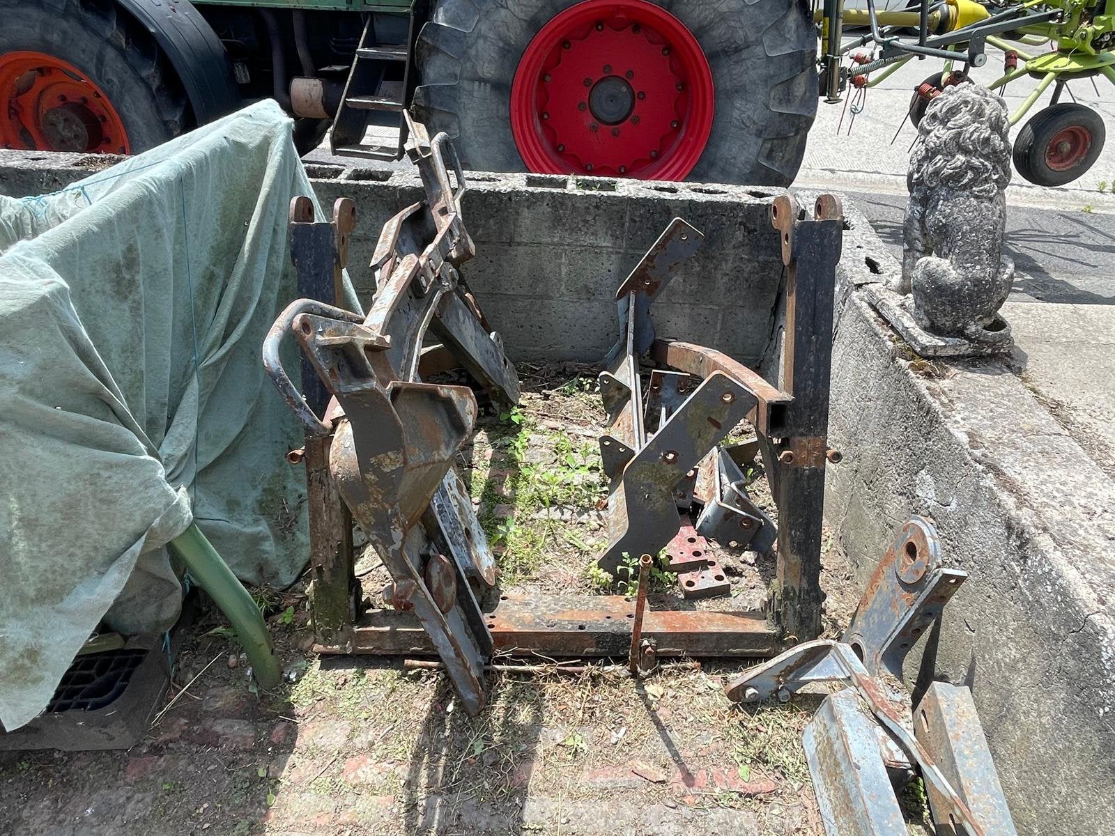 Bâti chargeur plus chargeur, Enlèvement, Fendt