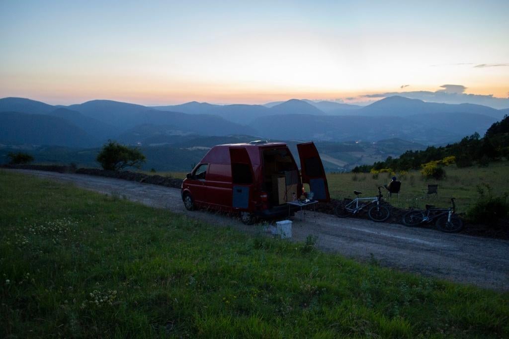 Volkswagen Transporter Buscamper, Caravans en Kamperen, Mobilhomes, Tot en met 2, Particulier, 5 tot 6 meter, Overige merken