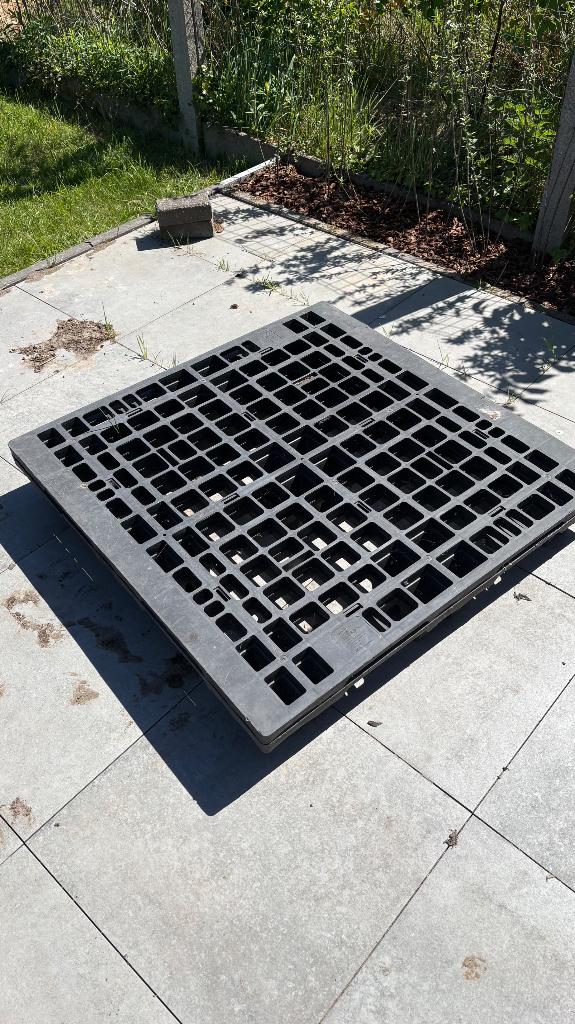 Kunststof pallet 110x110 (10 stuks), Bricolage & Construction, Plaques & Panneaux, Enlèvement, Comme neuf