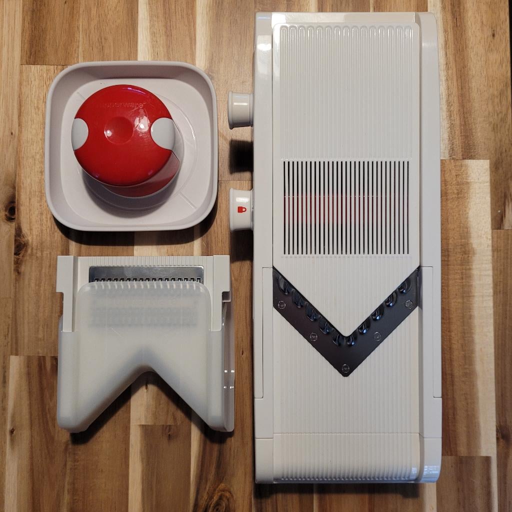 Mandoline Tupperware MandoChef avec 3 lames, Enlèvement ou Envoi, Autres marques, Trancheuse, Comme neuf