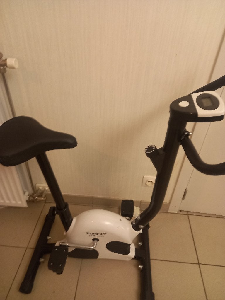Hometrainer, Sport en Fitness, Ophalen, Overige materialen, Zo goed als nieuw, Benen