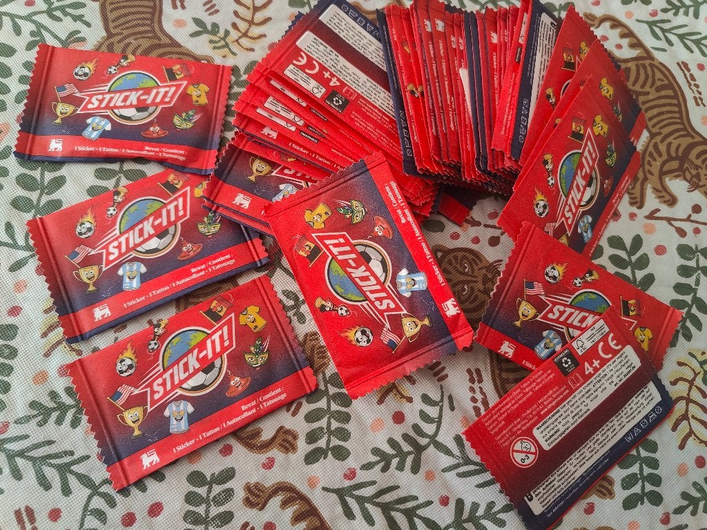 Stickers rode duivels, voetbal van Delhaize, Envoi, Neuf, Magasin ou Supermarché