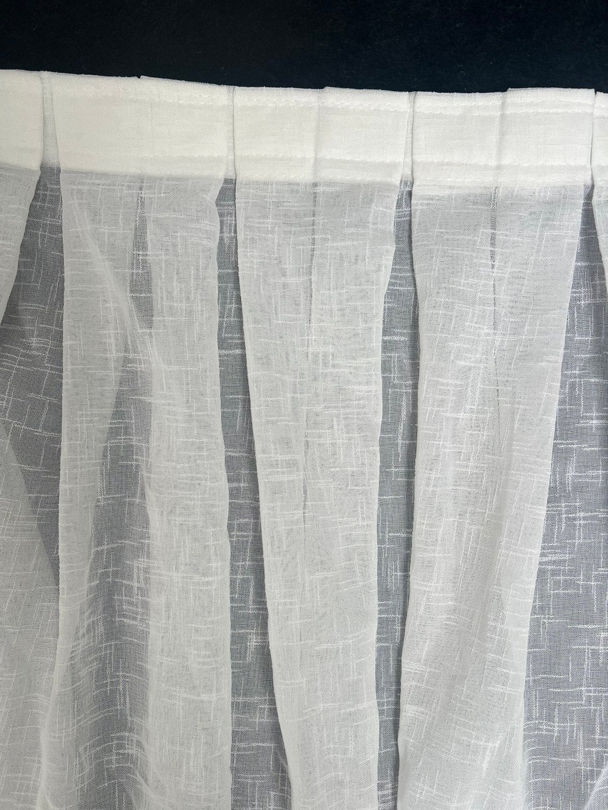 Nouveaux rideaux blancs - 220x120 cm, Maison & Meubles, Ameublement | Rideaux & Stores à lamelles, Enlèvement ou Envoi, Neuf, Voilage