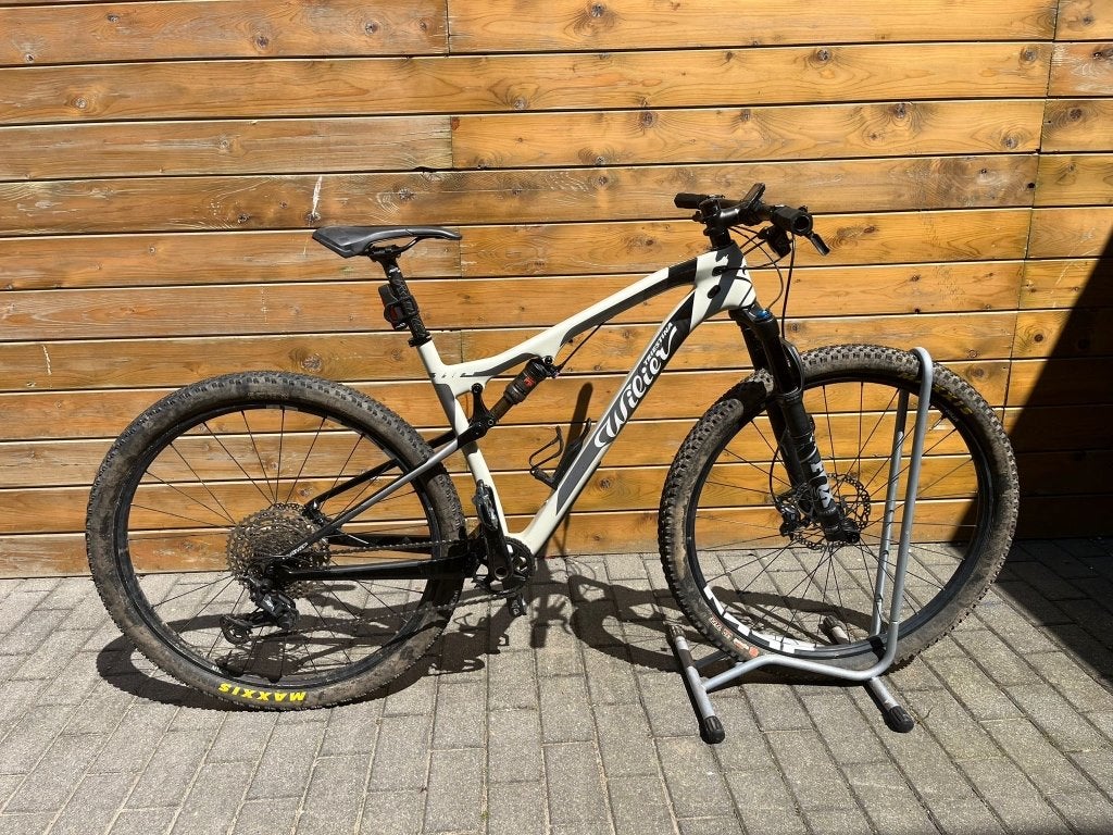 Willier mountainbike dubbele vering, Fietsen en Brommers, Zo goed als nieuw, Schijfrem, Ophalen, Overige merken