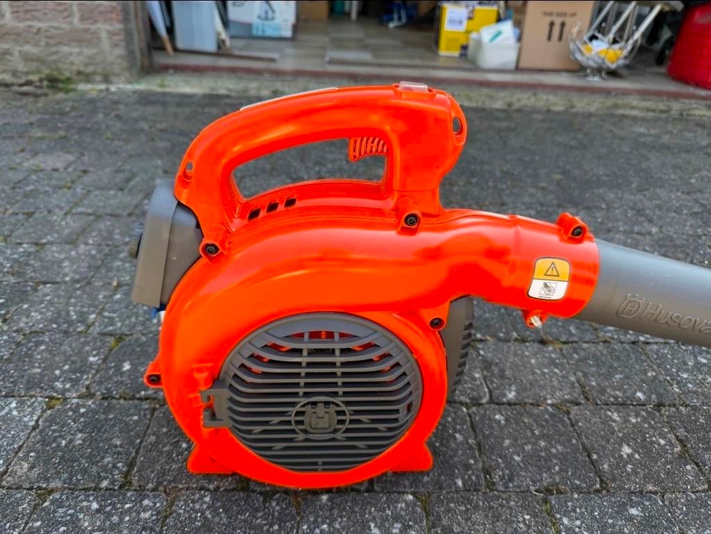 Husqvarna 125 b (28 cc) thermische ventilator 1 JAAR GARANTI, Tuin en Terras, Ophalen, Benzine, Met zuigfunctie, Handgedragen