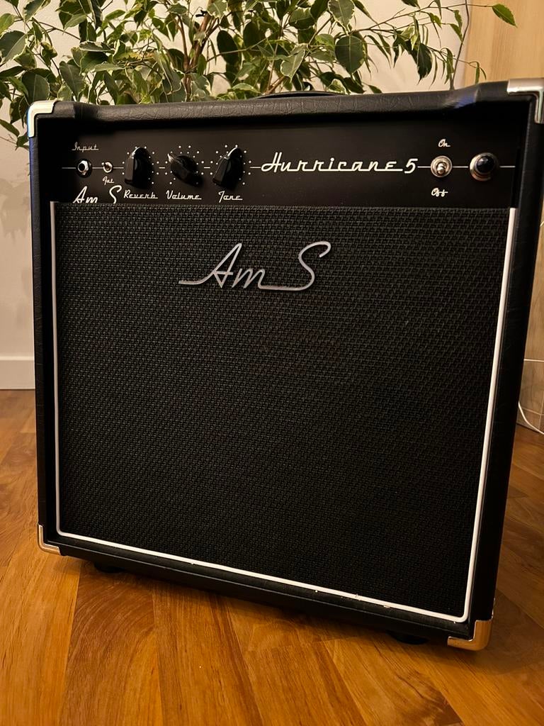 AMS Hurricanne 5 combo, Enlèvement, Comme neuf