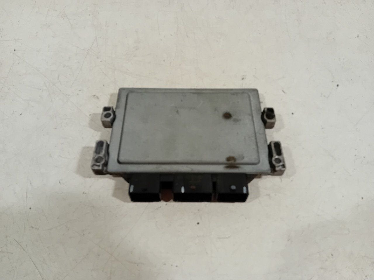 Computer motormanagement Dacia Sandero, Onderdelen@venauto.nl, Ettenseweg 76, 4706 PB Roosendaal, The Netherlands, Enlèvement ou Envoi