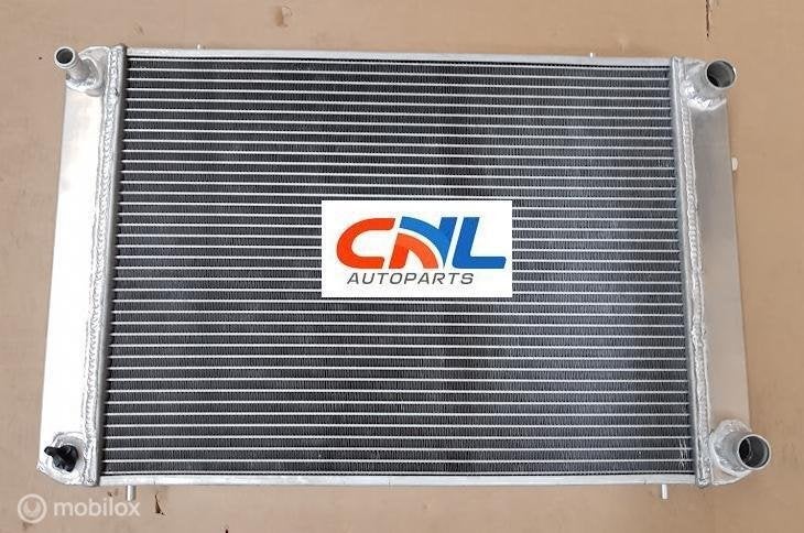 Radiateur TRIUMPH TR7 2.0 1980 1981 manual, Neuf, Enlèvement ou Envoi