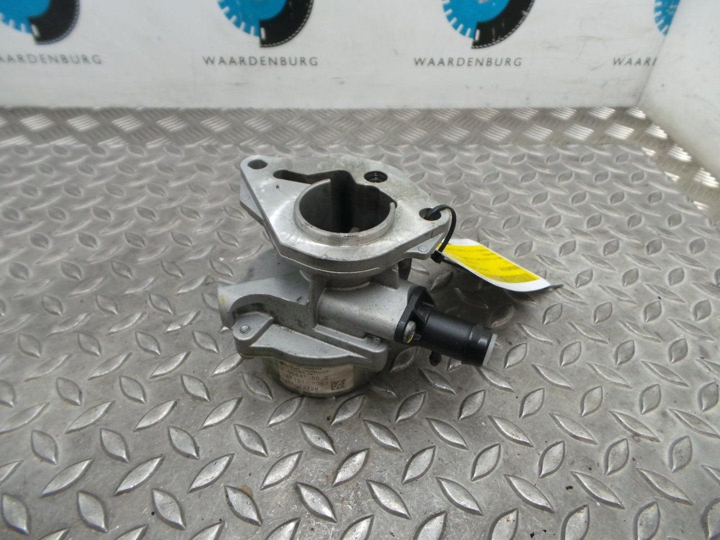RENAULT CLIO VACUUMPOMP 2014, Ophalen of Verzenden, Gebruikt, Stiba lid
