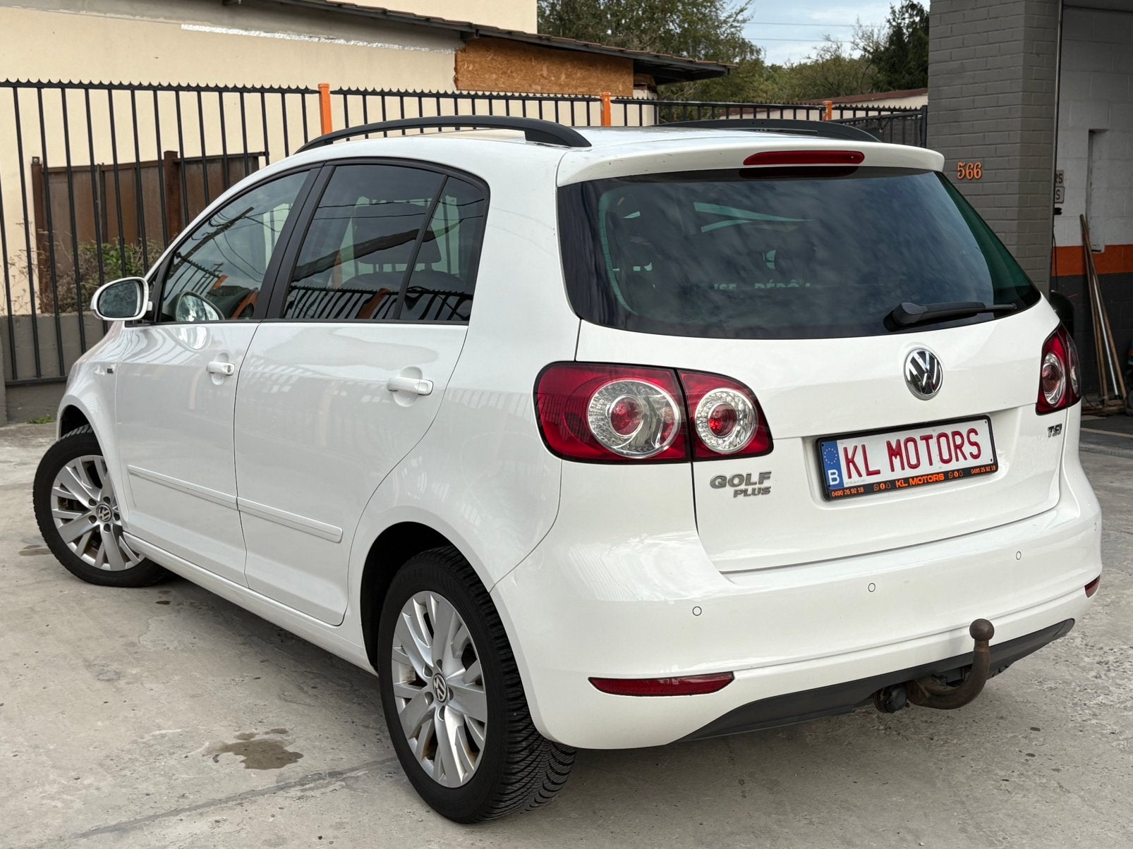 VW GOLF PLUS ÉDITION LIFE 1.2 TSI ESSENCE 2013 CARNET, Auto's, Zwart, Wit, Bedrijf, Handgeschakeld
