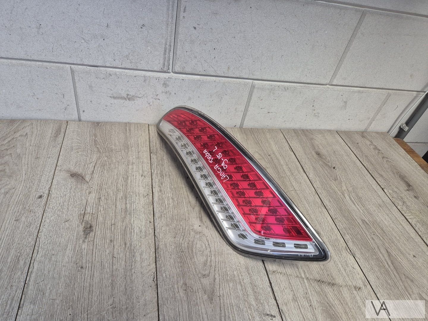 Achterlicht links van Lancia Delta 2008 tot 2014 LED €150, -, Utilisé, -, Lancia