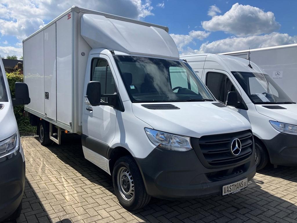 Mercedes-Benz Sprinter 315 37.499€ +BTW / Laadklep + Zijdeu, 4 deurs, Monovolume, Zwart, Bedrijf