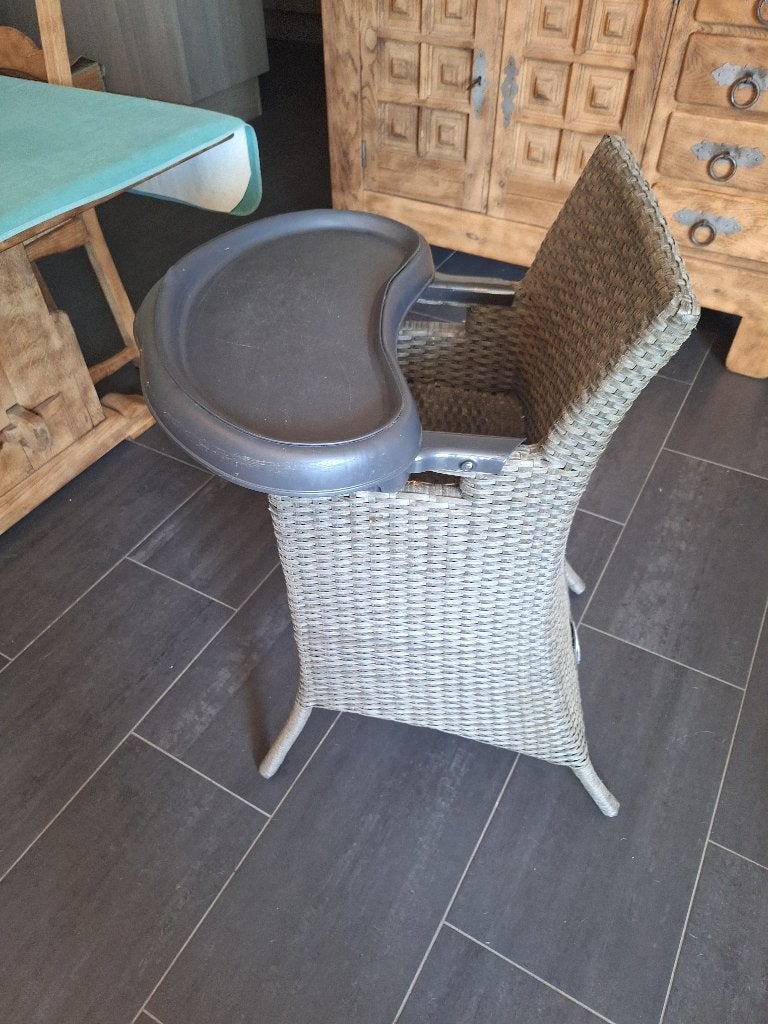 rieten nieuwe kinderstoel, Kinderen en Baby's, Kinderstoelen, Ophalen, Afneembaar eetblad, Overige typen, Zo goed als nieuw