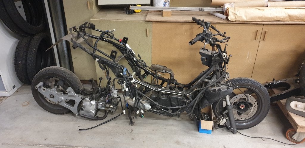 Yamaha Xmax 250 2009 voor onderdelen, Motoren, Ophalen, Gebruikt
