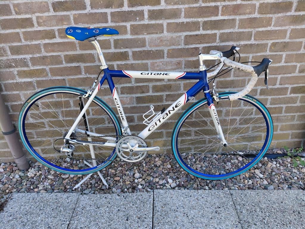 Vélo de route Gitane semi-rétro, édition La Française des je, Enlèvement