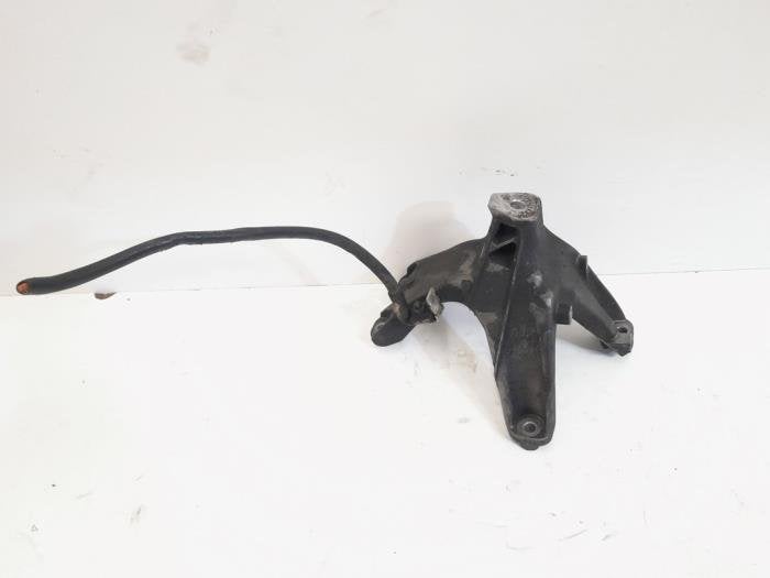 Support moteur d'un Audi A4, -, 3 mois de garantie, Audi, Utilisé