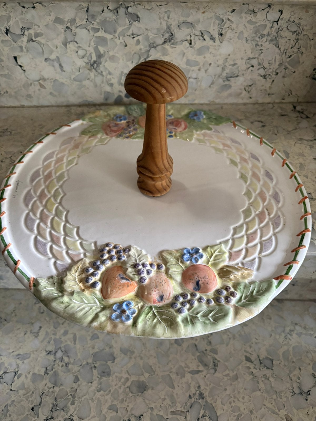 Vintage barbotine serveerschaal, Antiek en Kunst, Ophalen of Verzenden