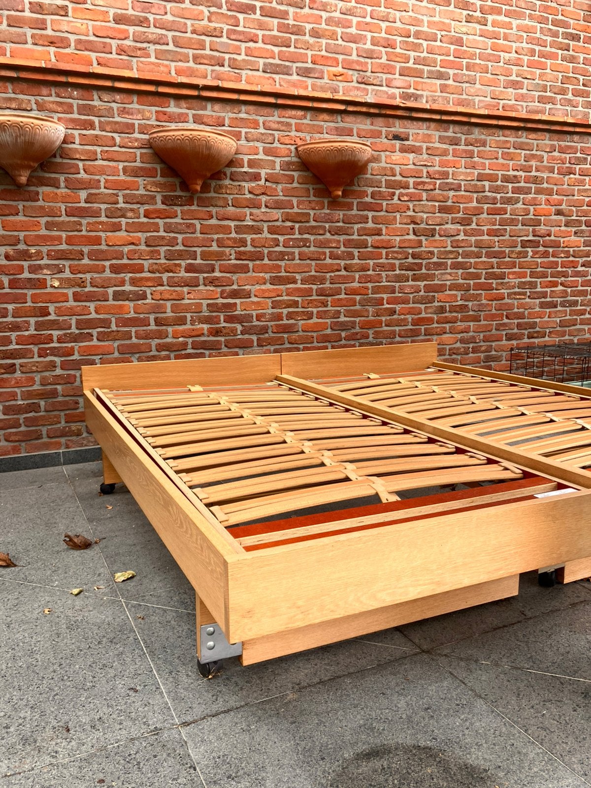 Dubbelbed of 2 enkele bedden gratis, Ophalen, Gebruikt