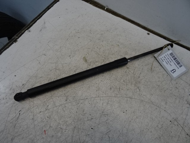 VERIN A GAZ Volkswagen Touran (1T1 / T2) (01-2003/05-2010), Volkswagen, Mevr. I. Hauben, Utilisé, Rue de l'Espoir 34 34
4030  GRIVEGNÉE, BE