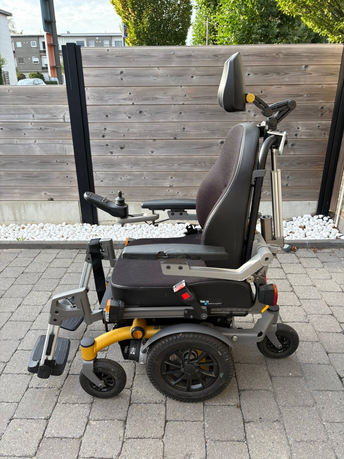 Fauteuil roulant électrique Sango M Slimline, Enlèvement, Comme neuf, Fauteuil roulant électrique