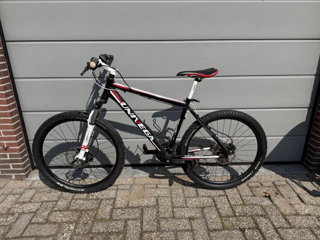 Zeer mooie Univega mountainbike, Fietsen en Brommers, Ophalen, Zo goed als nieuw