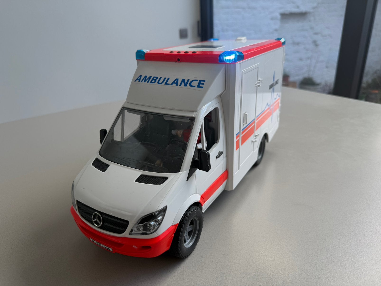Bruder Ambulance Mercedes Benz Sprinter, Ophalen of Verzenden, Zo goed als nieuw, Overige typen