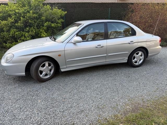 Unique Hyundai Sonata 2.0 GLS*108 000km* en excellent état !, Autos, Argent ou Gris, Achat, 4 portes, Entreprise