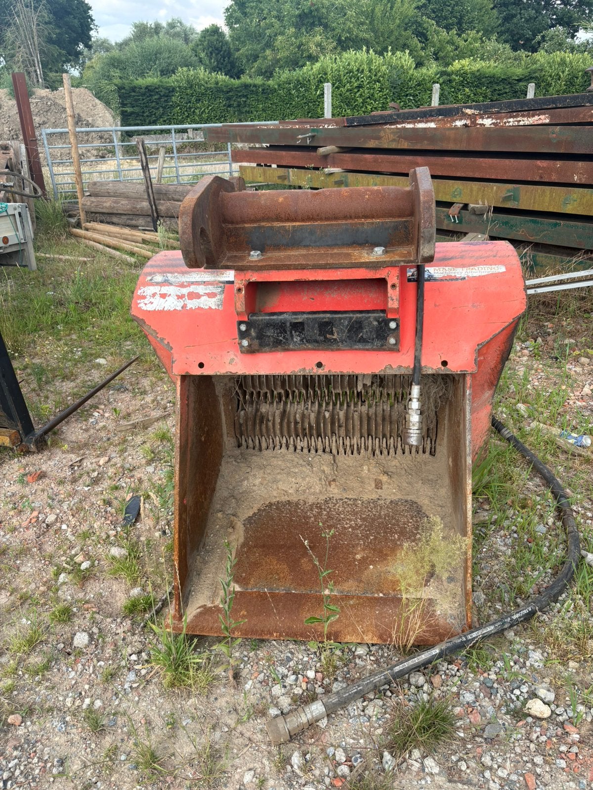 Allu.   Zeefbak cw 30, Articles professionnels, Machines & Construction | Grues & Excavatrices, Enlèvement ou Envoi, Grue