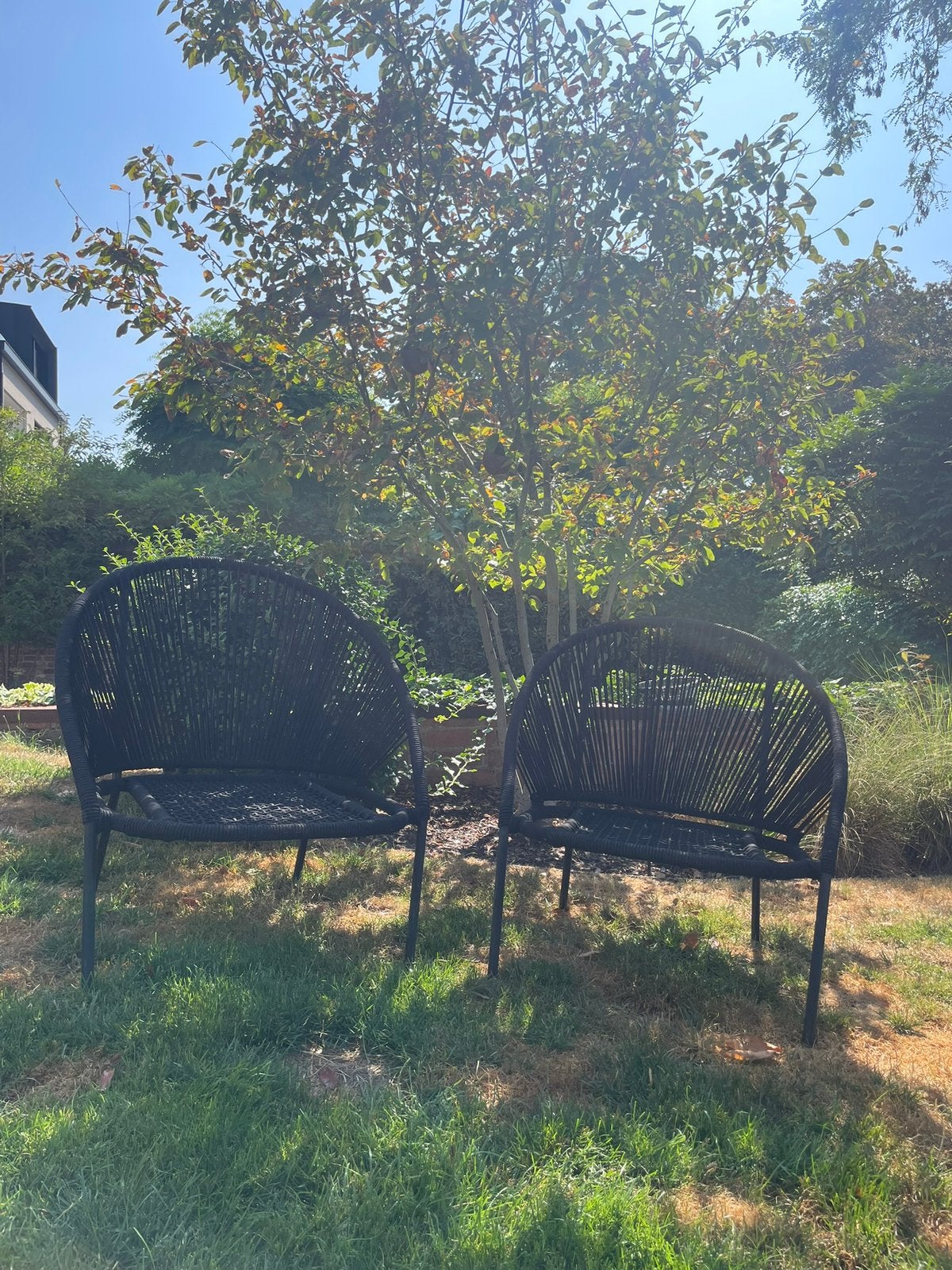 2 prachtige design tuinstoelen, Ophalen, Zo goed als nieuw, Overige materialen, Stapelbaar
