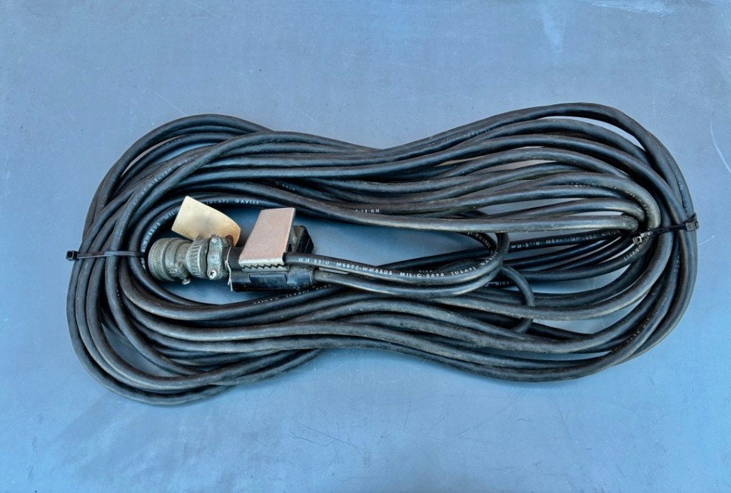 F-16 Crew Chief Interphone Cable + 3 Way Splitter., Ophalen of Verzenden, Luchtmacht