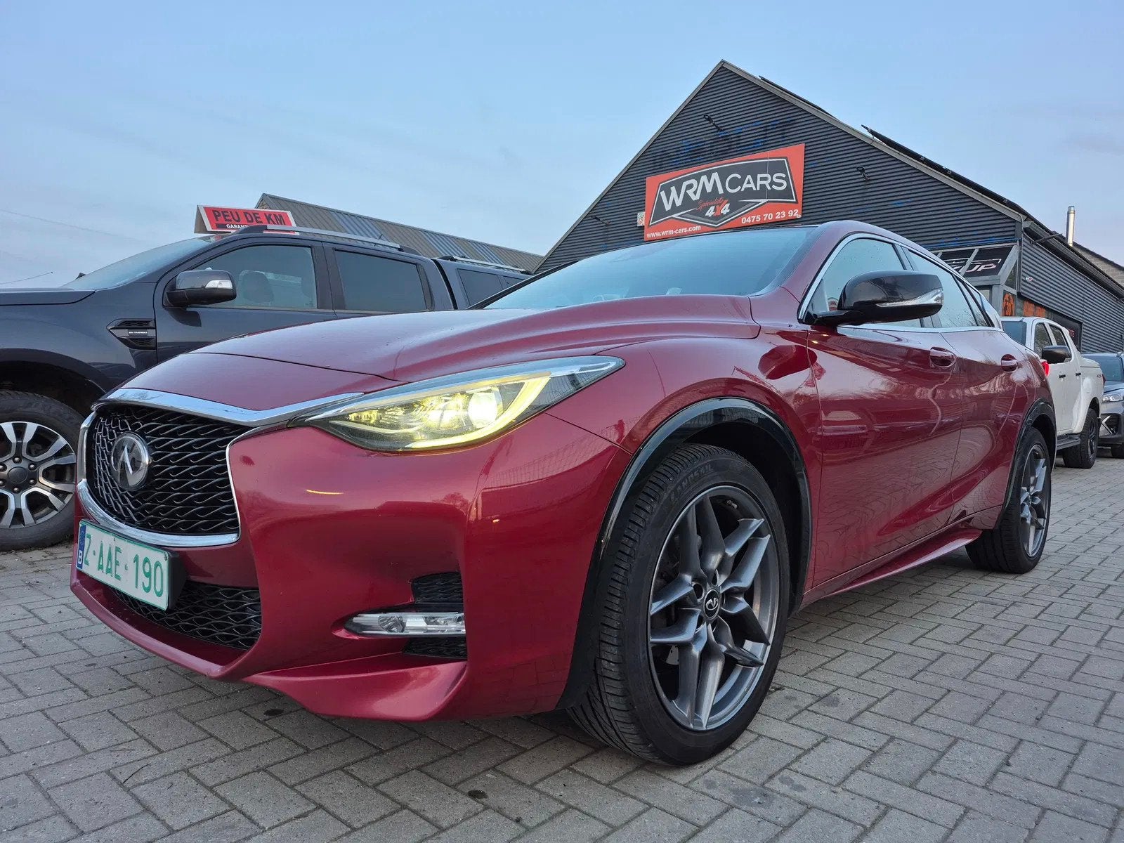 Infiniti Q30 (bj 2017), Auto's, Gebruikt, Overige kleuren, Overige brandstoffen, 5 zetels