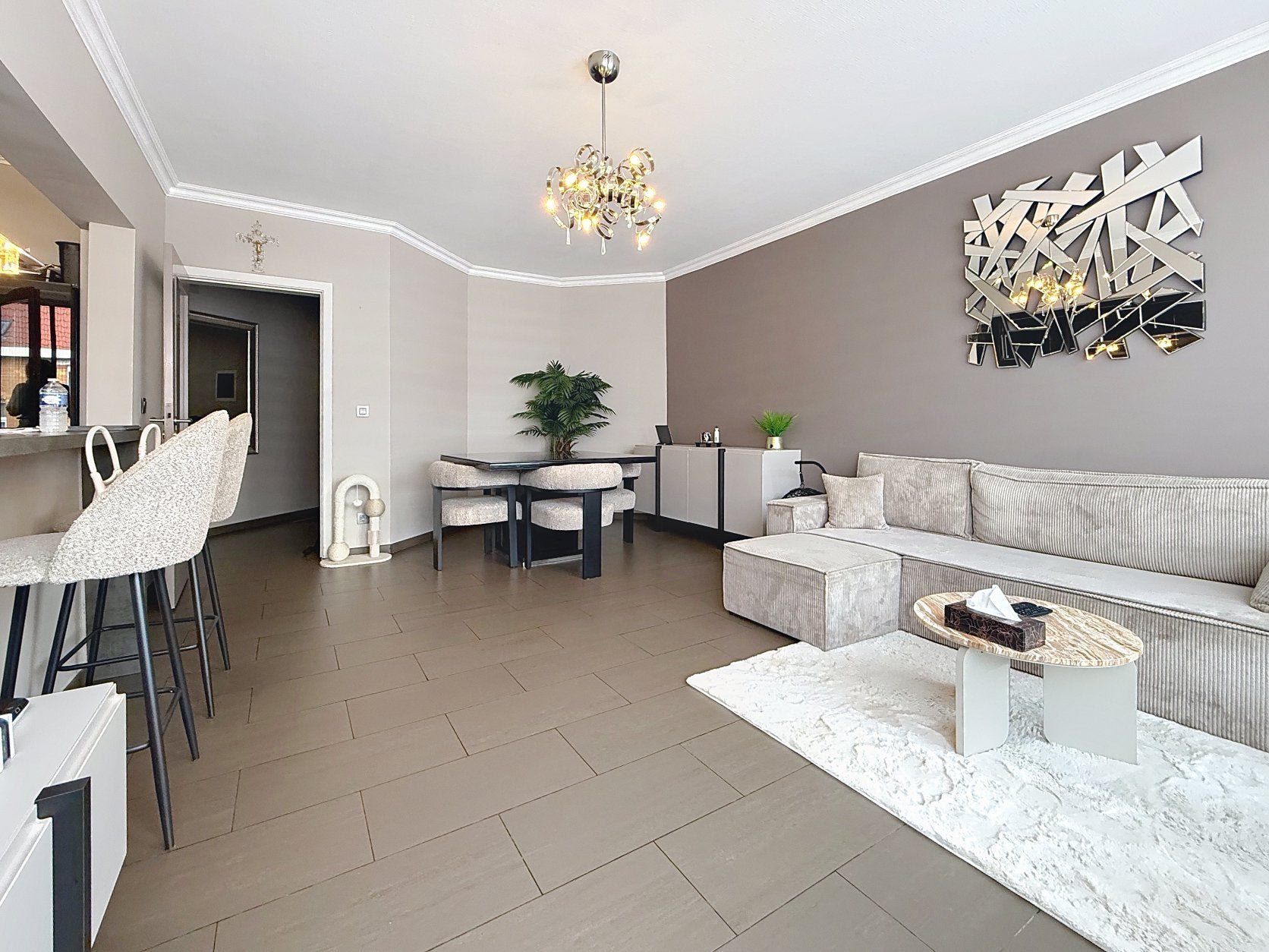 Basilique ! Magnifique appartement rénové à vendre